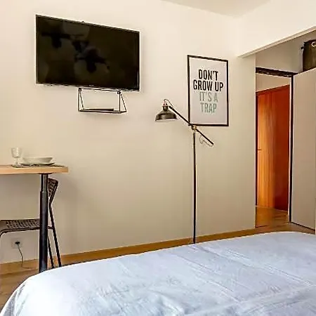 B&B Independantes Toutes Equipees Hyper Centre 낭시
